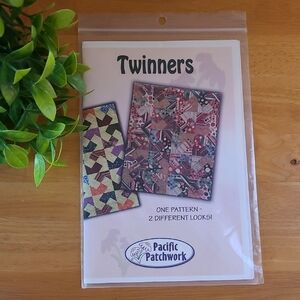 PACIFIC PATCHWORK 'Twinners' 48.5" x 60.5" Quilt Printed Paper Instructions